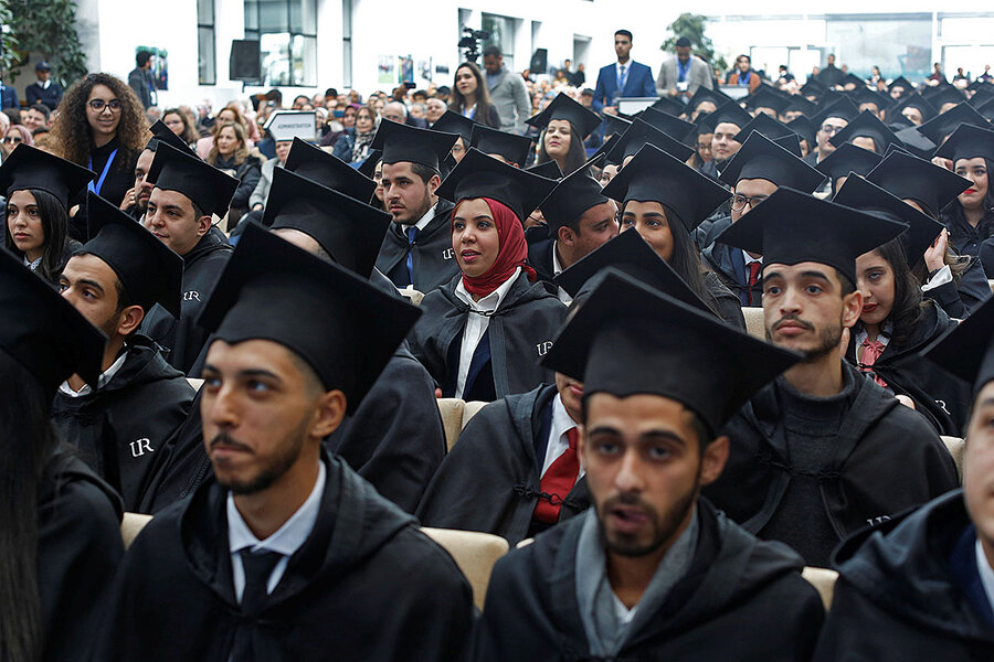 young-moroccans-love-their-country-here-s-why-they-re-leaving